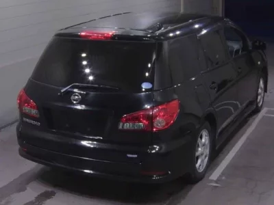 Nissan WINGROAD  с аукциона в Японии