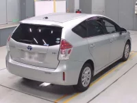 Toyota PRIUS ALPHA лот № 30031 оценка 3.5  с аукциона в Японии 1