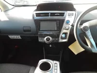 Toyota PRIUS ALPHA лот № 30031 оценка 3.5  с аукциона в Японии 8