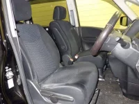 Nissan SERENA лот № 5040 оценка 3.5  с аукциона в Японии 3