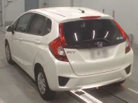 Honda FIT лот № 30051 оценка 3.5  с аукциона в Японии 5