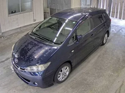 Toyota WISH  с аукциона в Японии