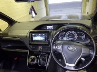 Toyota ESQUIRE лот № 5057 оценка 3.5  с аукциона в Японии 2