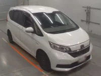 Honda FREED лот № 30070 оценка 3  с аукциона в Японии 4