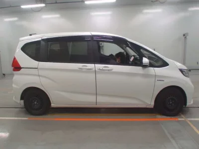 Honda FREED  с аукциона в Японии