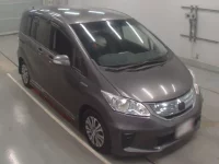 Honda FREED лот № 30071 оценка 4  с аукциона в Японии 4