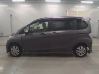 Honda FREED лот № 30071 оценка 4  с аукциона в Японии 3
