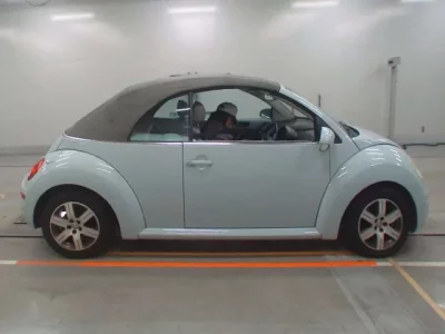 Volkswagen NEW BEETLE