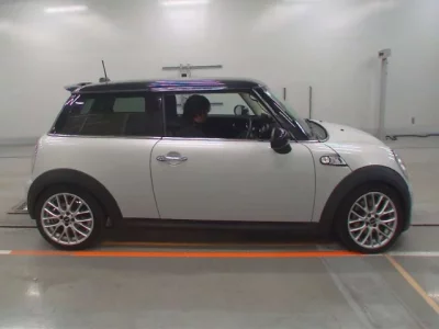 BMW MINI
