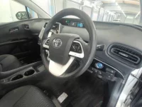 Toyota PRIUS лот № 30078 оценка 4  с аукциона в Японии 6