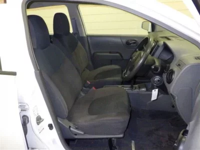 Nissan AD  с аукциона в Японии