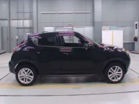 Nissan JUKE лот № 30064 оценка 3  с аукциона в Японии 2