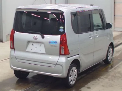 Daihatsu TANTO  с аукциона в Японии