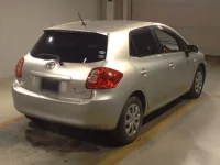 Toyota AURIS лот № 45 оценка RA  с аукциона в Японии 1