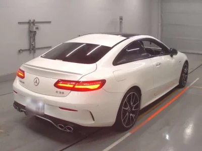 Mercedes-Benz AMG  с аукциона в Японии