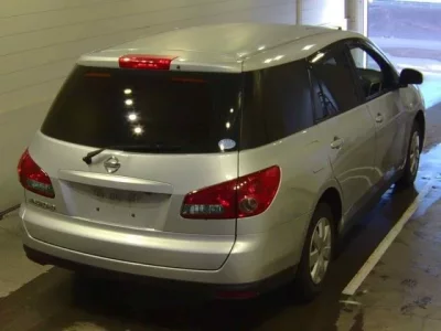Nissan WINGROAD  с аукциона в Японии