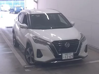 Nissan KIX  с аукциона в Японии