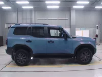 Toyota LAND CRUISER лот № 30070 оценка 6  с аукциона в Японии 2