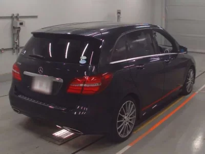 Mercedes-Benz B CLASS
