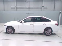 Toyota CROWN лот № 30077 оценка 5  с аукциона в Японии 3