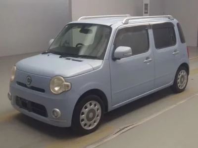 Daihatsu MIRA  с аукциона в Японии