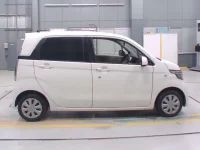 Honda N WGN лот № 30085 оценка 4  с аукциона в Японии 2