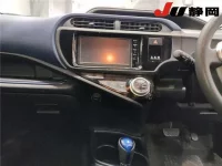 Toyota AQUA лот № 3009 оценка 4  с аукциона в Японии 6