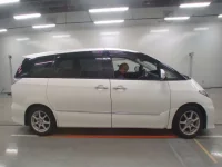 Toyota ESTIMA лот № 30117 оценка 3.5  с аукциона в Японии 2