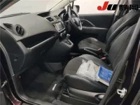 Mazda PREMACY лот № 3017 оценка 3.5  с аукциона в Японии 5