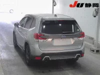 Subaru FORESTER лот № 3018 оценка 4  с аукциона в Японии 1