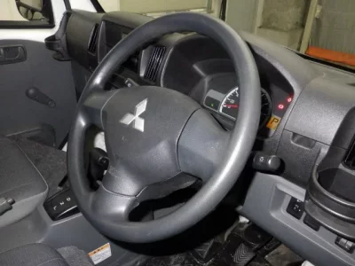 Mitsubishi MINICAB VAN