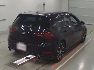 Volkswagen GOLF  с аукциона в Японии