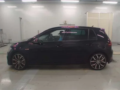 Volkswagen GOLF  с аукциона в Японии