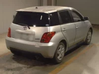 Toyota IST лот № 118 оценка 3  с аукциона в Японии 1