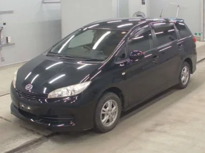 Toyota WISH  с аукциона в Японии