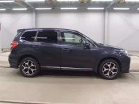 Subaru FORESTER лот № 3029 оценка R  с аукциона в Японии 2
