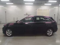 Audi A4 лот № 38092 оценка 4  с аукциона в Японии 3