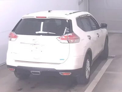 Nissan X-TRAIL  с аукциона в Японии
