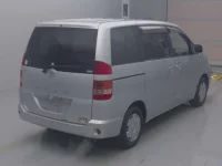 Toyota NOAH лот № 30012 оценка RA  с аукциона в Японии 1