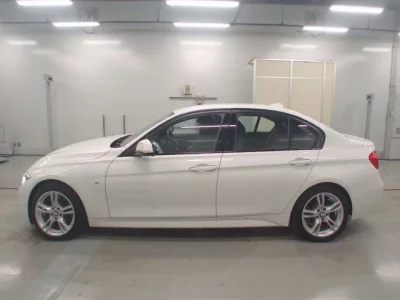 BMW 3-Series  с аукциона в Японии