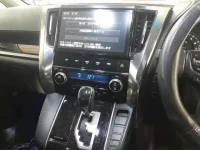 Toyota VELLFIRE лот № 30155 оценка 4.5  с аукциона в Японии 8