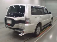 Mitsubishi PAJERO лот № 30157 оценка 3.5  с аукциона в Японии 1