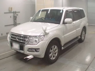 Mitsubishi PAJERO  с аукциона в Японии