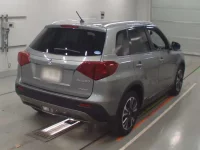 Suzuki ESCUDO лот № 30158 оценка 5  с аукциона в Японии 1