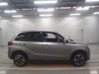 Suzuki ESCUDO лот № 30158 оценка 5  с аукциона в Японии 2