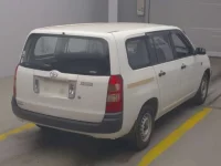 Toyota SUCCEED лот № 4008 оценка 3.5  с аукциона в Японии 1