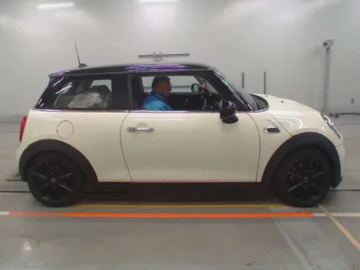 BMW MINI