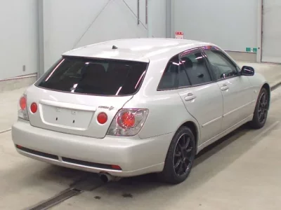 Toyota ALTEZZA WAGON