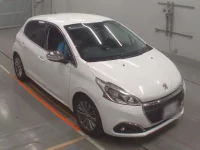 Peugeot 208 лот № 38117 оценка 4  с аукциона в Японии 4
