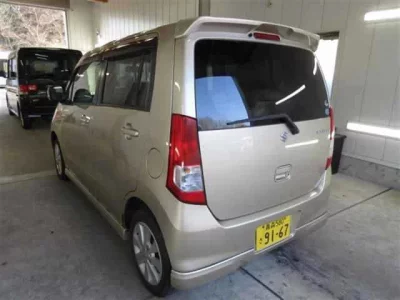 Suzuki WAGON R  с аукциона в Японии